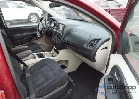 2015 Dodge Grand Caravan Sxt z USA, uszkodzony, nr VIN 2C4RDGCGXFR509718